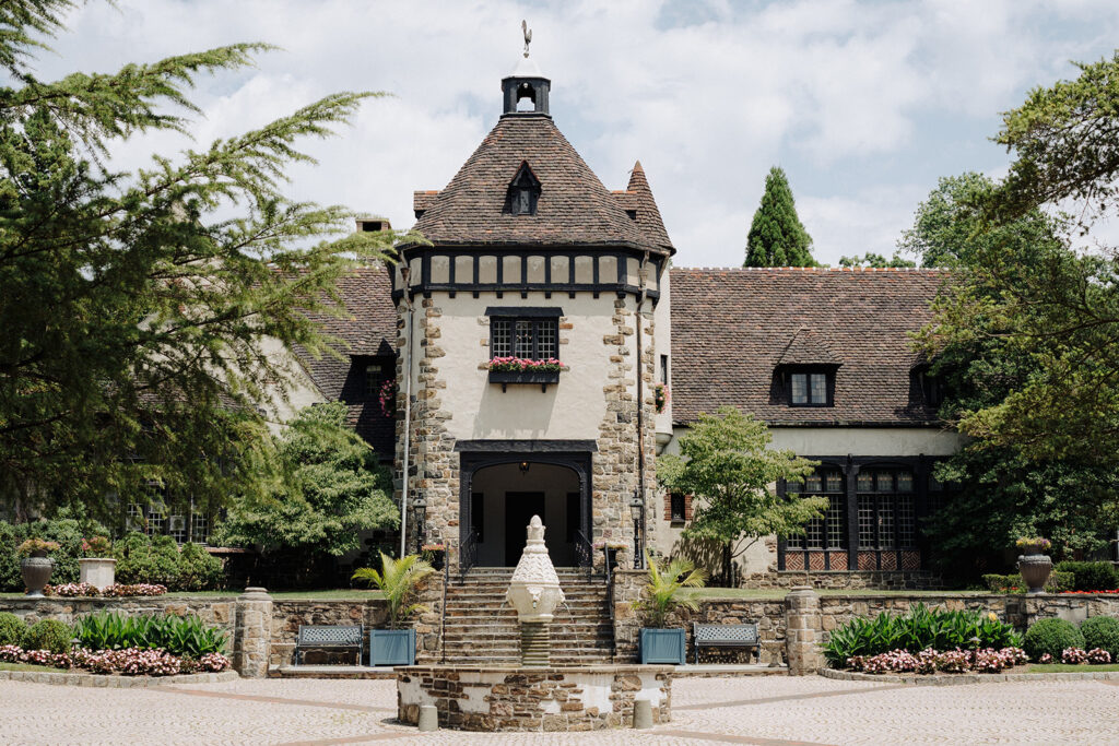 Pleasantdale Chateau Wedding Cost and Planning Guide